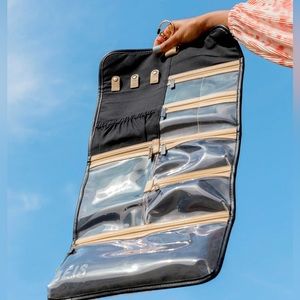 Beis hanging jewelry case NWT